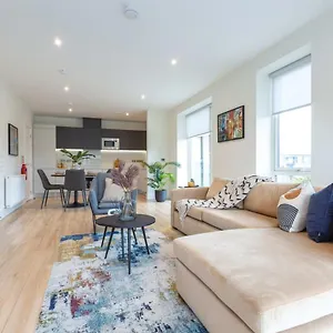 Luxury Spacious By Blu Atlantic , Dublin Ireland